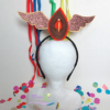 Tiara Vulva Livre - Vulva marrom e laranja com asas marrons.d - Image 2
