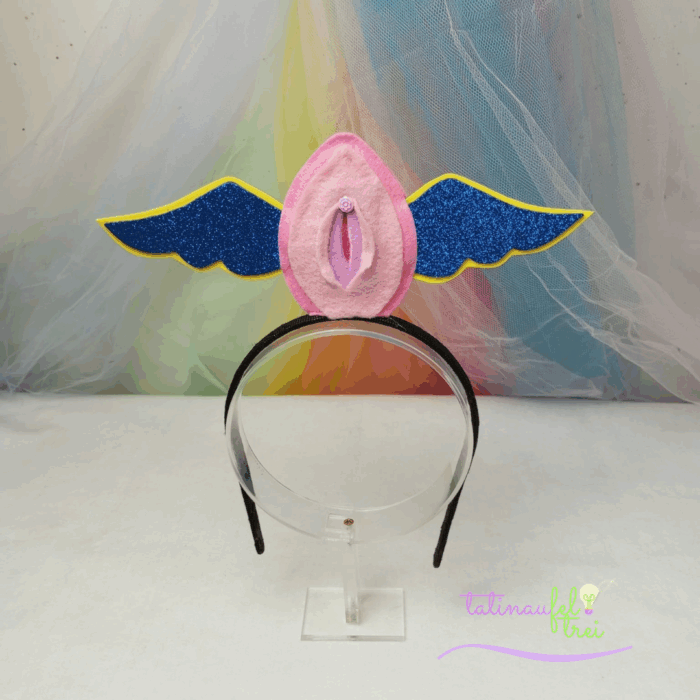 Tiara Vulva Livre  - Vulva Rosa com asa azul - Image 2
