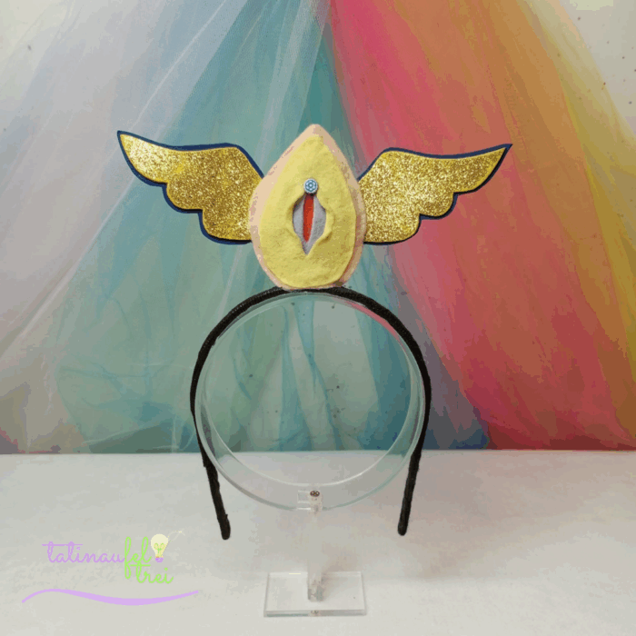 Tiara Vulva Livre  - Vulva Amarela com asa dourada - Image 3