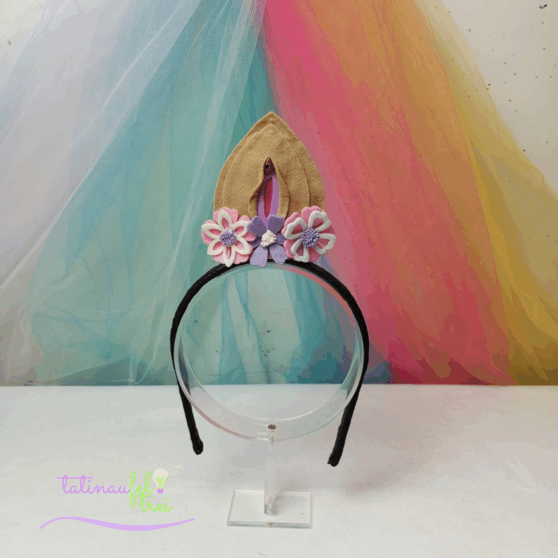 Tiara Vulva  - Vulva Bege com flores coloridas rosas