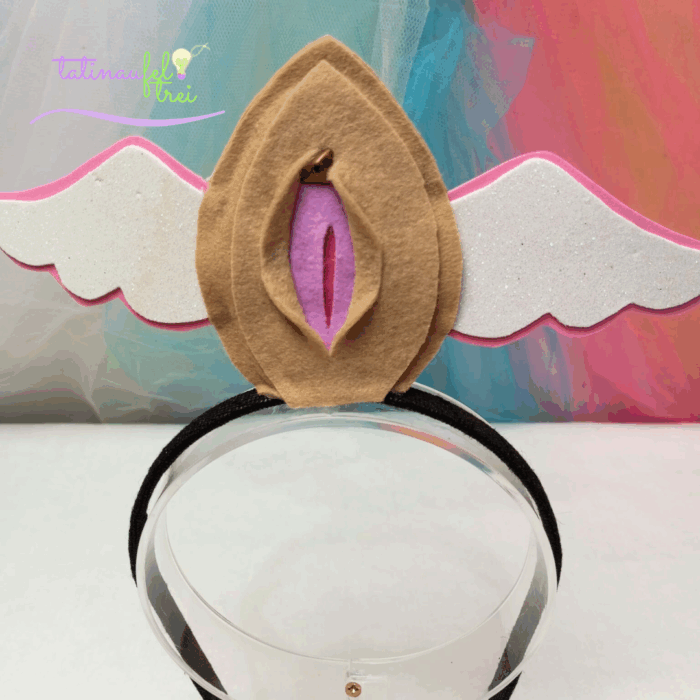 Tiara Vulva Livre  - Vulva Bege com asa branca - Image 2