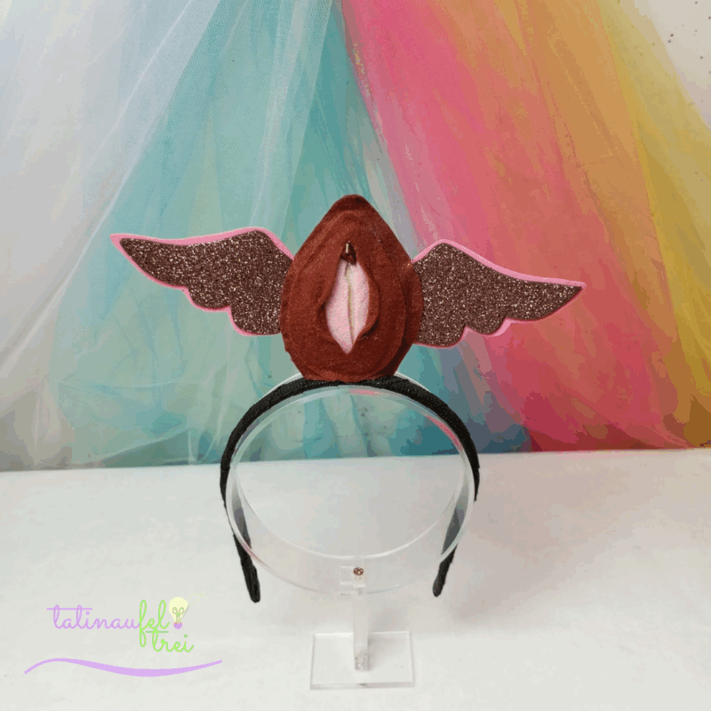 Tiara Vulva Livre  - Vulva Marrom com asa marrom